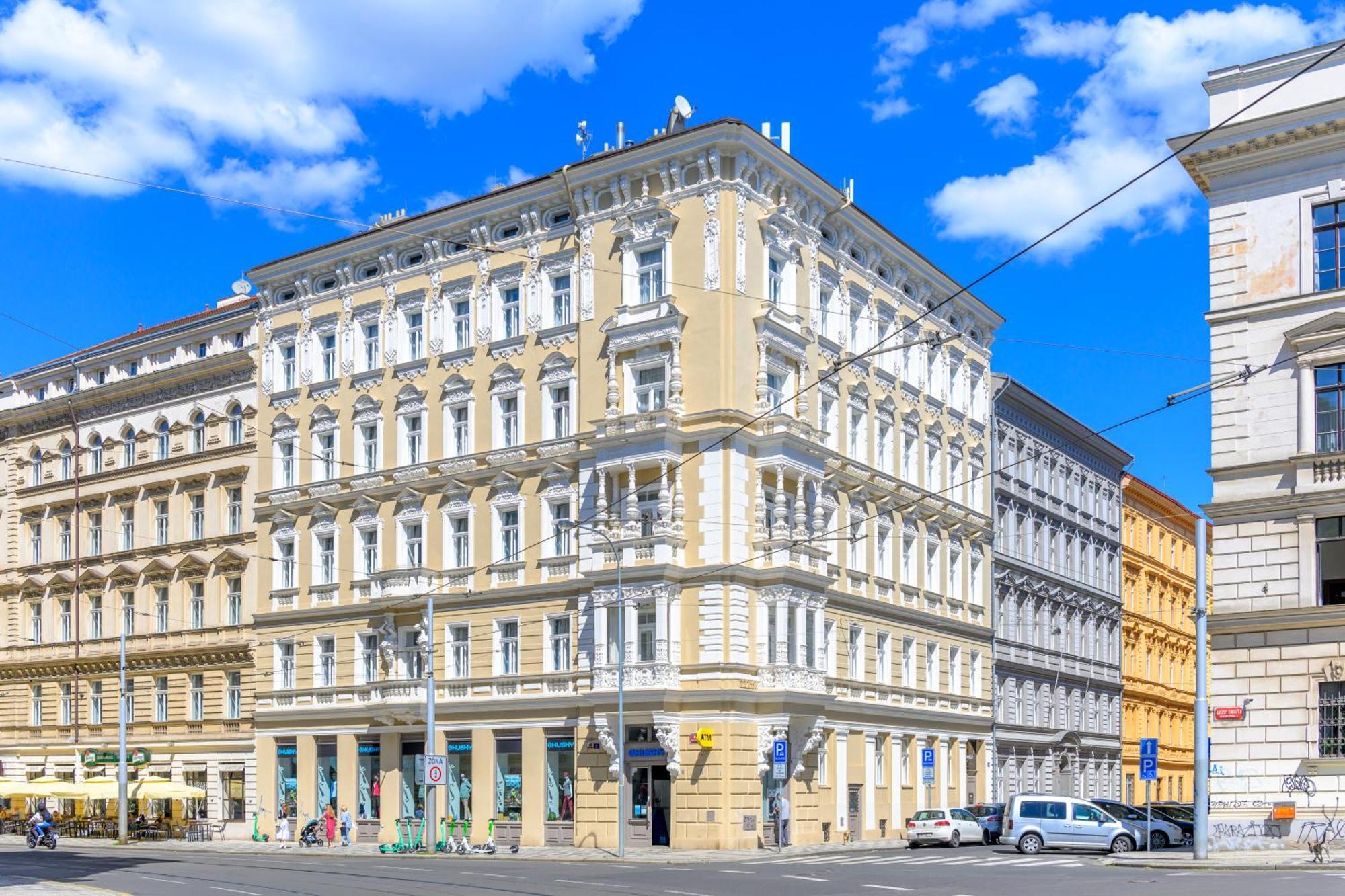 Royal 4* Prague
